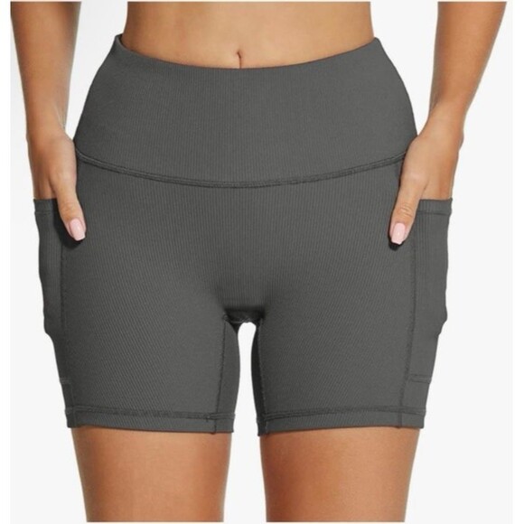 NWT Hodo Sports Women's S Nylon Ribbed Gray  Biker Shorts Gym Workout 5" Pockets - Picture 2 of 7